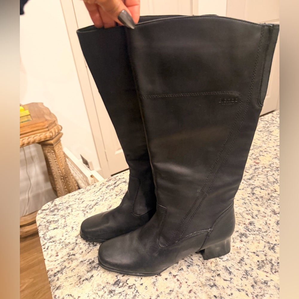 Blanco Canada Black Leather Knee-High Boots